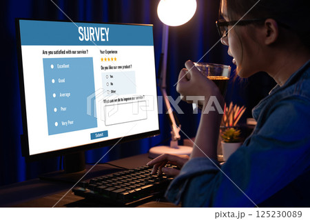 Online survey form for brisk digital information collection Online survey form for brisk digital information collection 125230089