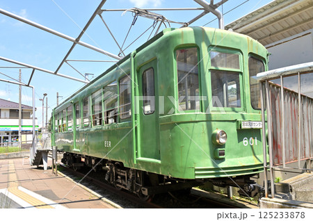 鉄道　私鉄：東急世田谷線　静態保存の江ノ電601号 　宮の坂駅 125233878