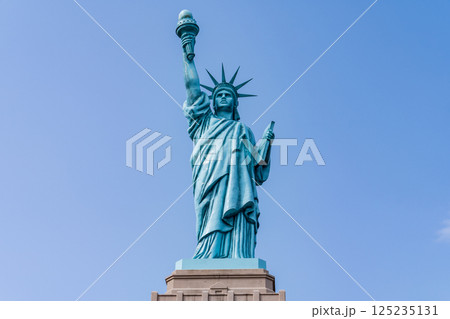 「青森県」おいらせ町の自由の女神像 「青森県」おいらせ町の自由の女神像 125235131