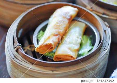 spring rolls, deep fried rolls or vermicelli rolls or deep fried Spring rolls or fried Spring rolls 125237392