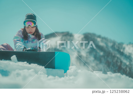 snowboarding 125238062