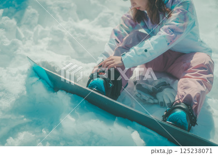 snowboarding 125238071