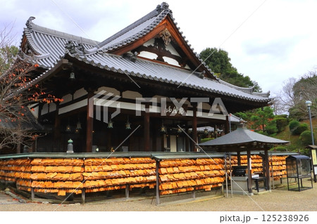 秋の安倍文殊院（本堂・奈良県桜井市） 125238926