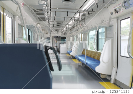 JR内房線・209系の車内 JR内房線・209系の車内 125241133