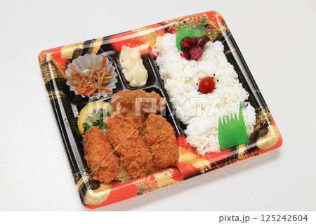 カキフライ弁当 カキフライ弁当 125242604