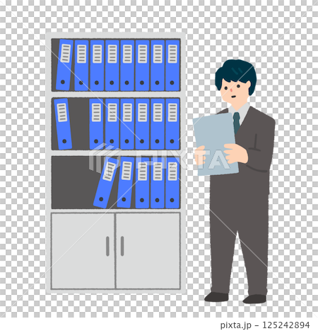 男性辦公室職員閱讀文件 男性辦公室職員閱讀文件 125242894