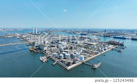港湾都市の風景空撮 125243498