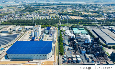 バイオマス発電所の空撮風景 125243567