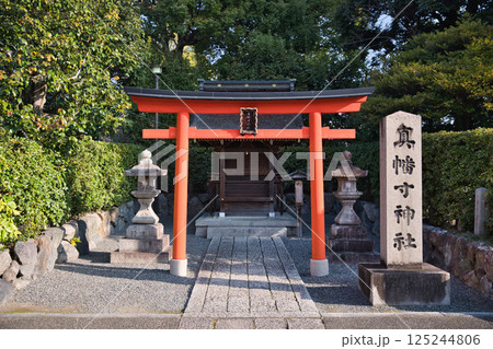 城南宮 境内の摂社 真幡寸神社(まはたきじんじゃ) 城南宮 境内の摂社 真幡寸神社(まはたきじんじゃ) 125244806