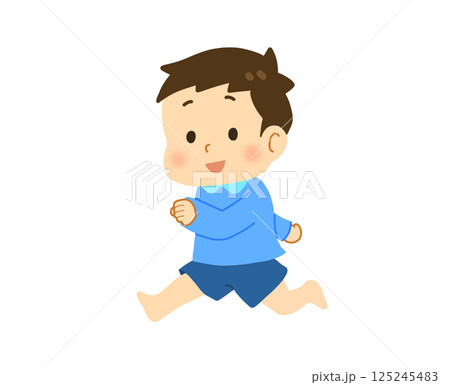 室内で走る男の子 室内で走る男の子 125245483