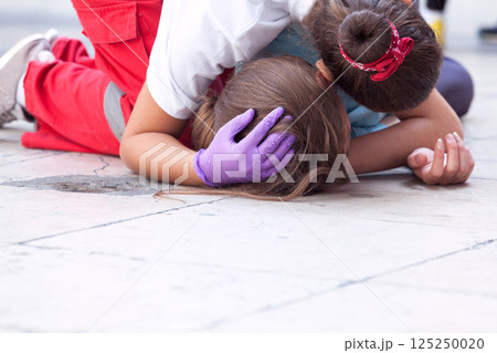 First aid training for heat stroke 125250020