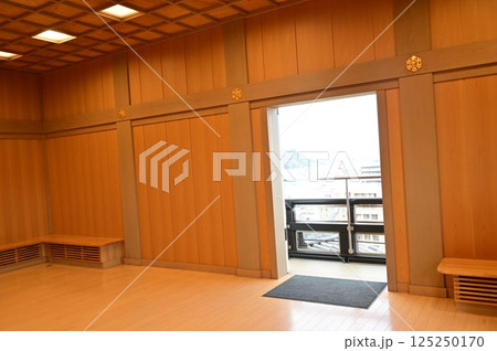 天守閣の最上階内部(福山城) 天守閣の最上階内部(福山城) 125250170