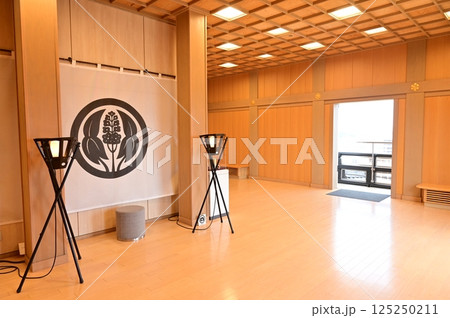 天守閣の最上階内部(福山城) 天守閣の最上階内部(福山城) 125250211