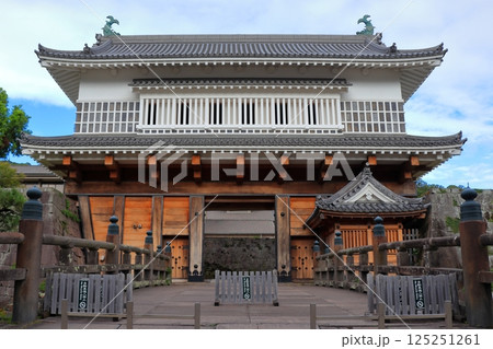 鹿児島城（鶴丸城）御楼門の外観　《鹿児島》 125251261