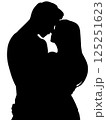 恋人どうしのシルエット 125251623