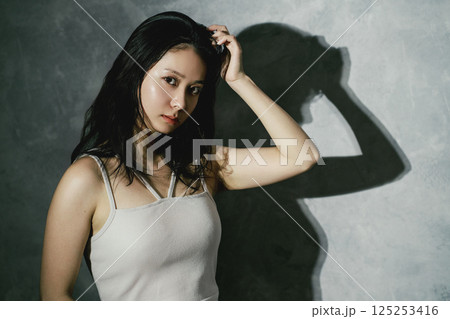 女性　ポートレート　ビューティ 125253416