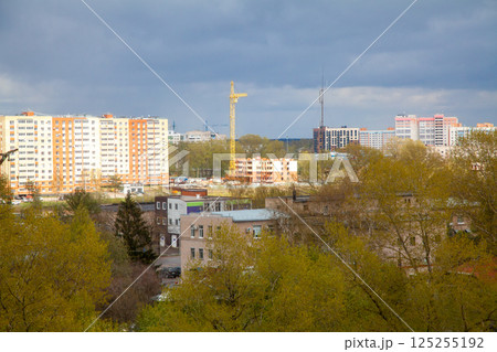 Construction of houses in a modern city 125255192