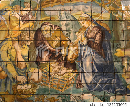 Ceramic azulejos on a wall in Lisbon, Portugal Ceramic azulejos on a wall in Lisbon, Portugal 125255665