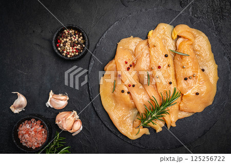 Raw free range and corn fed chicken Raw free range and corn fed chicken 125256722