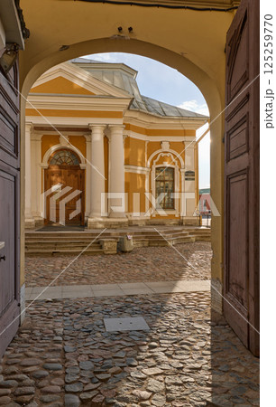 The Coin Yard of the Peter and Paul Fortress at sunset 125259770