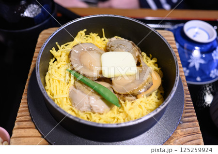 ホタテの釜飯 125259924
