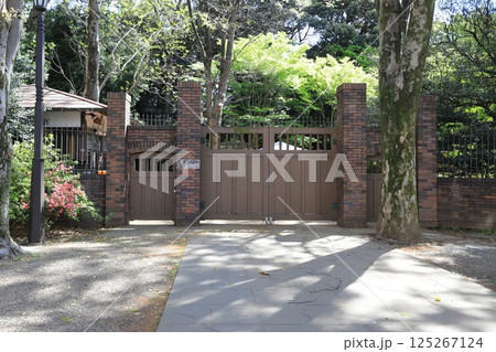 六義園　「染井門」　東京都文京区 125267124