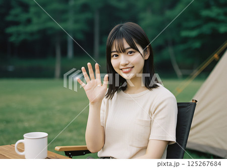 自然の中でリラックス 125267684