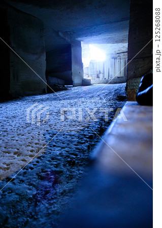 まるで地下神殿のような大谷地下採掘場 125268088