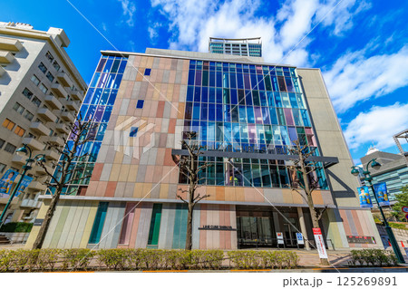 東京　渋谷区の街並み　LINE CUBE SHIBUYA（渋谷公会堂） 125269891