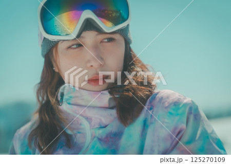 snowboarding snowboarding 125270109