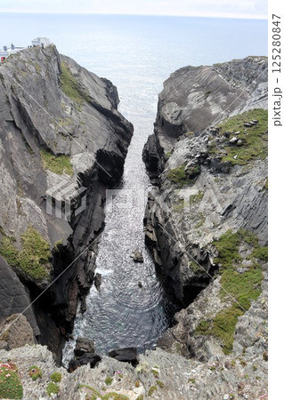 アイルランド・ミゼン半島のミゼンヘッド 125280847