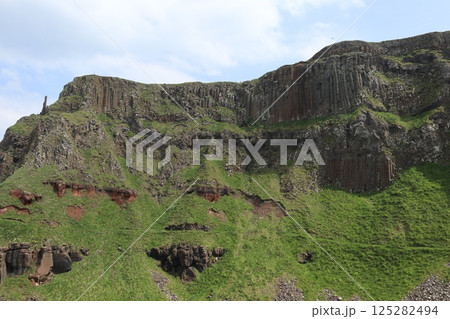 北アイルランド、ジャイアンツコーズウェー 125282494