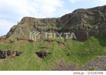 北アイルランド、ジャイアンツコーズウェー 125282496