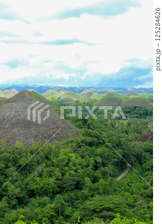 山頂から見える景色 125284626