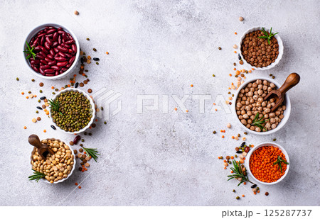Beans, lentils, soybean, pea and chickpea Beans, lentils, soybean, pea and chickpea 125287737