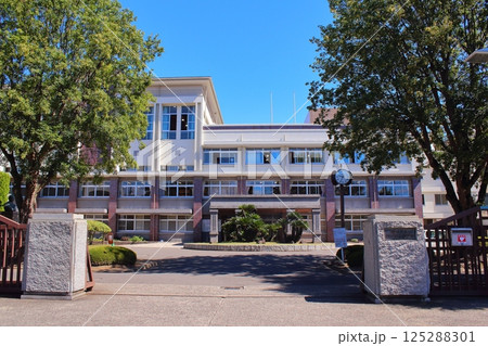 【愛媛県松山市】　愛媛県立松山東高等学校 125288301