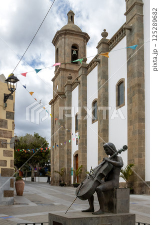 Street with statue and church, Aguimes, Gran Canaria Street with statue and church, Aguimes, Gran Canaria 125289682