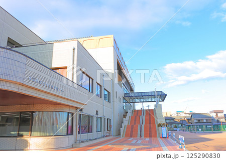 愛知県弥富市、弥富市総合社会教育センターの風景 愛知県弥富市、弥富市総合社会教育センターの風景 125290830