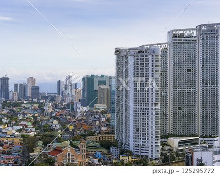 フィリピン・メトロマニラの高層ビル群 / Metro Manila, Philippines フィリピン・メトロマニラの高層ビル群 / Metro Manila, Philippines 125295772