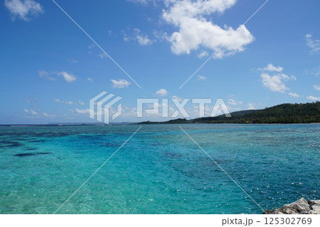 ピティ・チャネルからの景色 グアム ピティ・チャネルからの景色 グアム 125302769