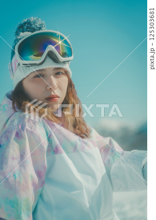 snowboarding 125303681