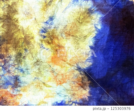 キャンバスに描いた、キャンバス 125303976