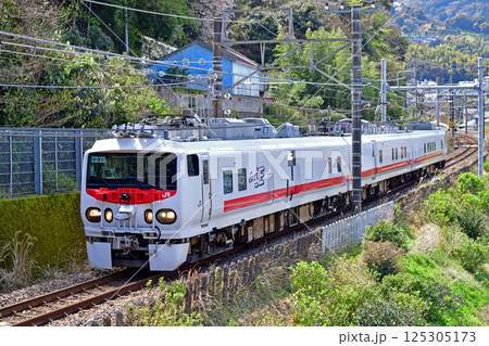 伊東線 伊豆多賀-網代 JR東日本 クモヤE491系(勝田) Easti-E 伊東線 伊豆多賀-網代 JR東日本 クモヤE491系(勝田) Easti-E 125305173