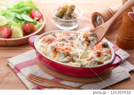 鶏肉とキノコのチキンドリア 125307438