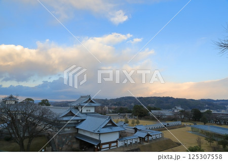 金沢城公園の橋爪櫓続門の戌亥櫓跡からの眺め 金沢城公園の橋爪櫓続門の戌亥櫓跡からの眺め 125307558
