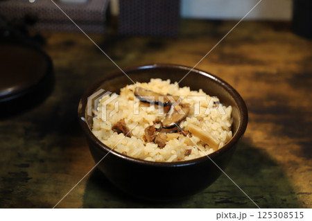 きのこの炊き込みご飯 125308515