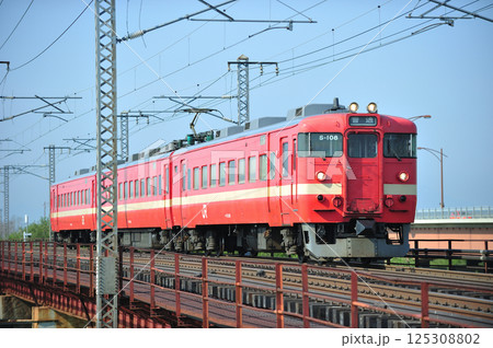 函館本線 江別ー豊幌 JR北海道 711系 S-108編成(札幌) 函館本線 江別ー豊幌 JR北海道 711系 S-108編成(札幌) 125308802