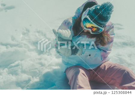 snowboarding snowboarding 125308844