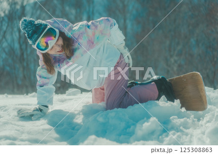 snowboarding snowboarding 125308863
