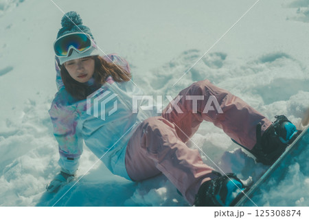 snowboarding snowboarding 125308874
